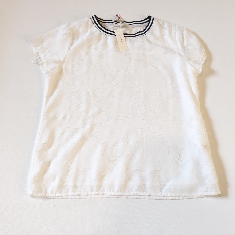 Adiva white top size M new with tags